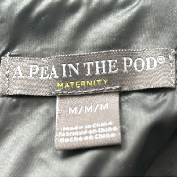 A Pea in the Pod PufferJacket Black Medium - Picture 9 of 12